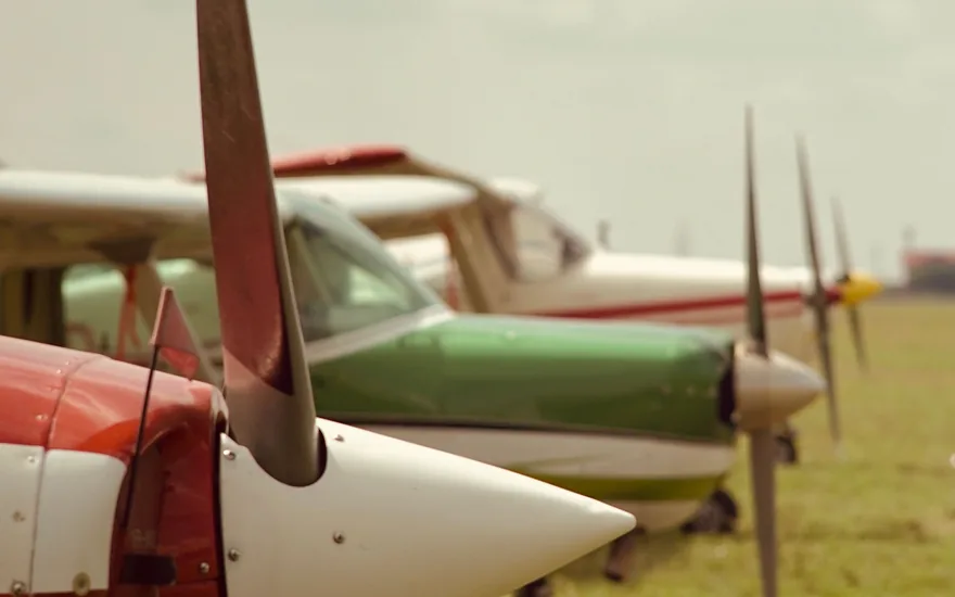 Seguro de aeronaves: como funcionam o casco e o RETA