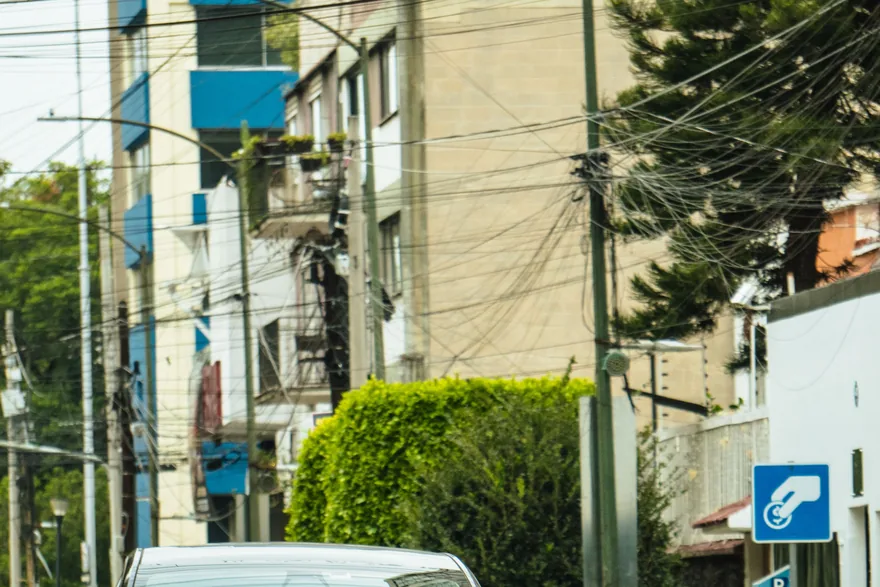 Do aviso à indenização: entender o passo a passo do sinistro de auto evita surpresas na ho